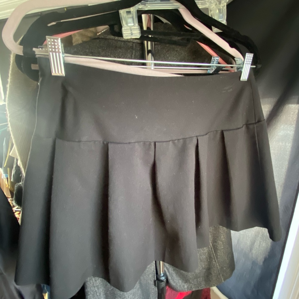 H&M Pleated Mini Skirt
